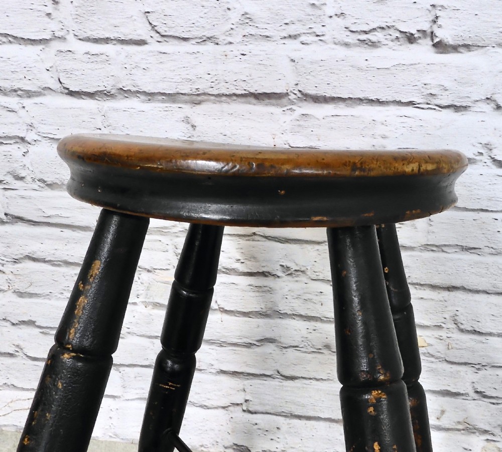 Tavern Stool View V