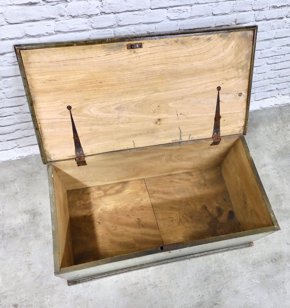Elm Blanket Chest View IV