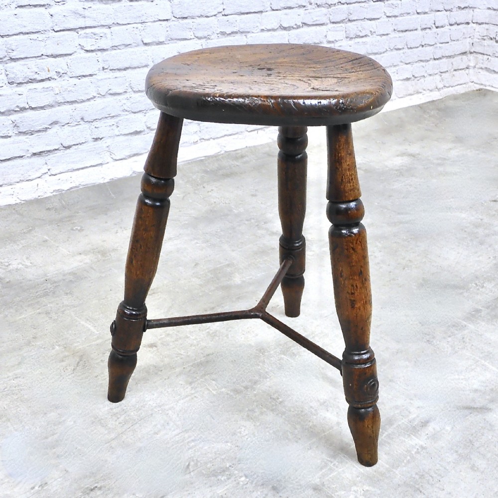 Lacemaker's Stool
