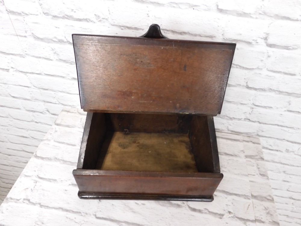 Mahogany Candle Box View V