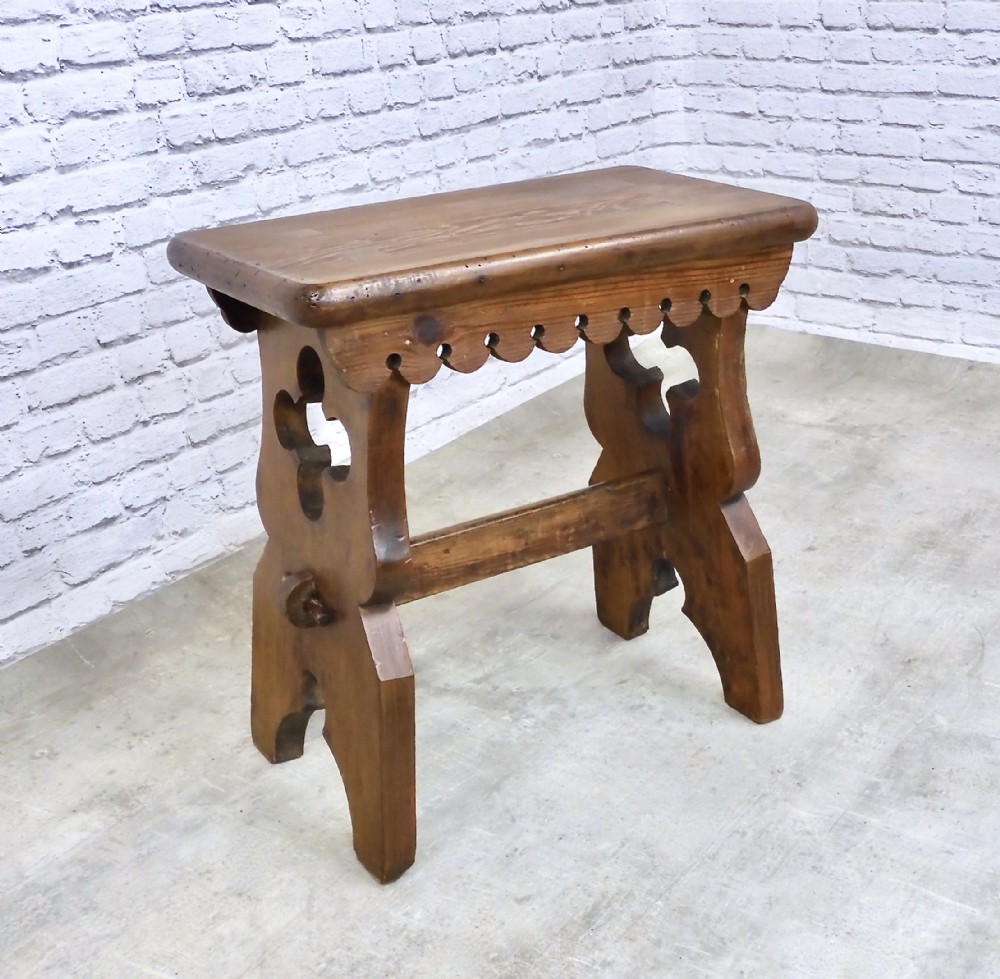 Gothic Bench Seat
