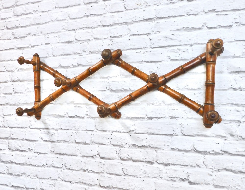 Hat & Coat Hanger