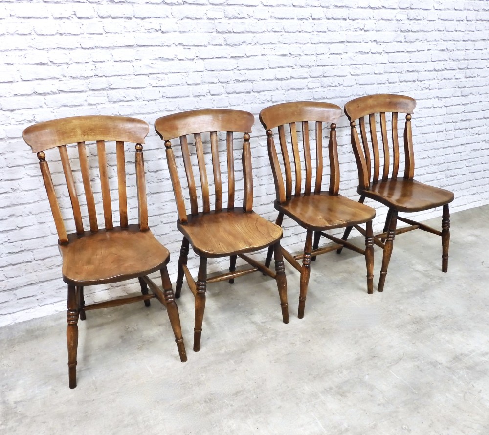 Set 4 Windsor Kitchen Chairs View III