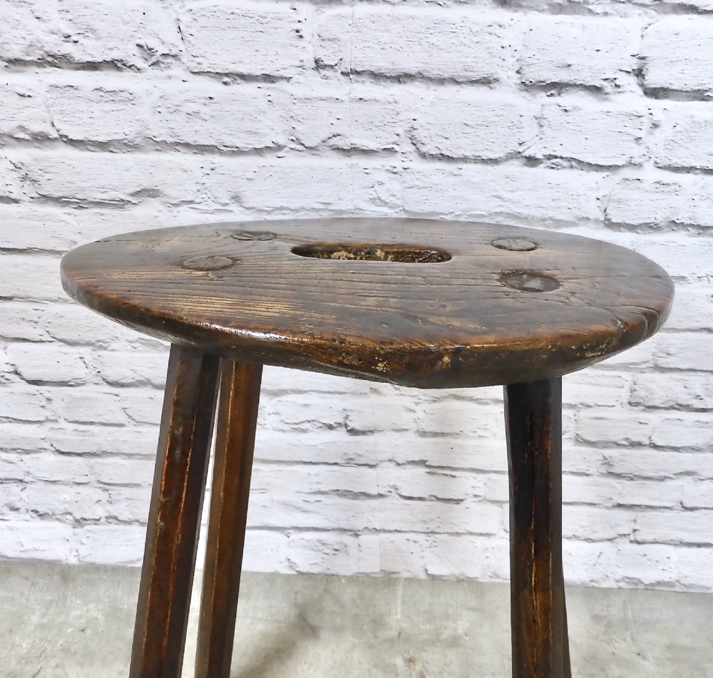 Cobbler's Stool View V