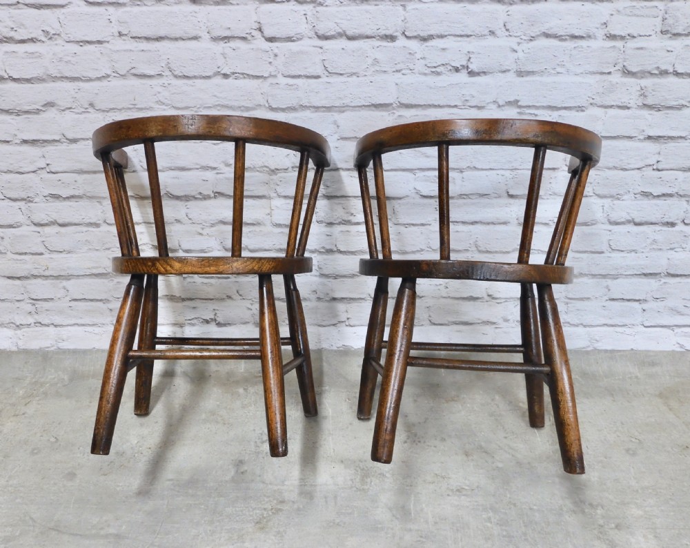 Pr Child's Chairs View V