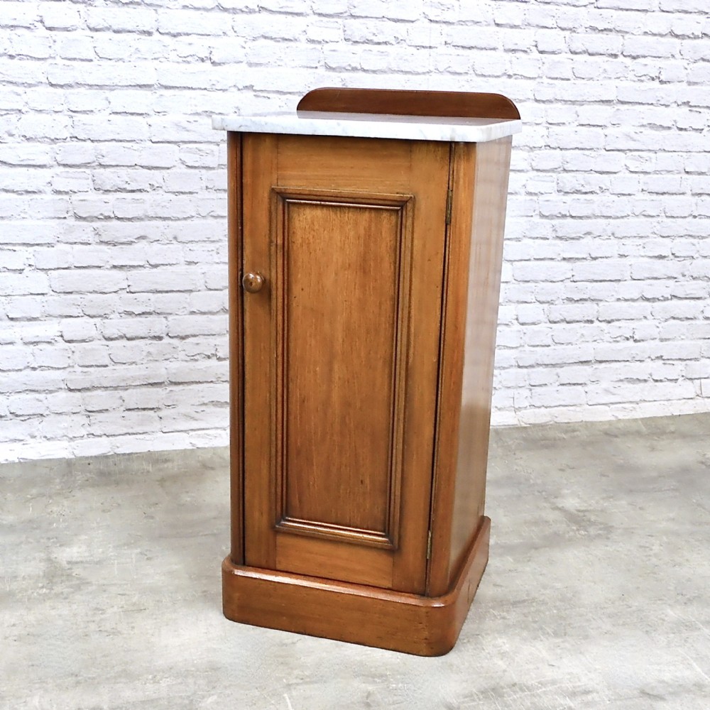 Bedside Pot Cupboard