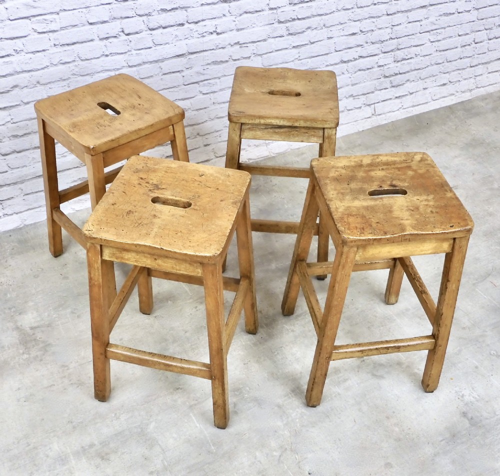 4x Bar Stools View IV