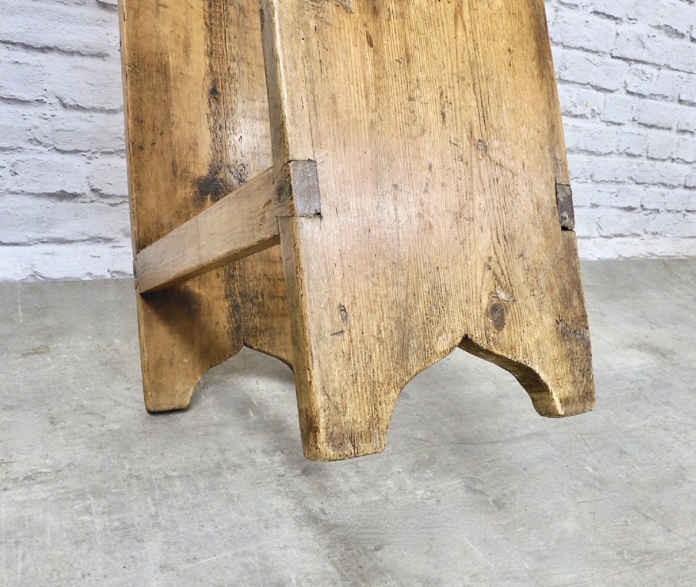 Pine Clerk