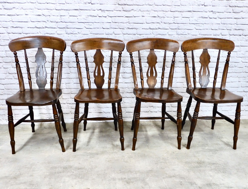 Set 4 Windsor Kitchen Dining Chairs View II