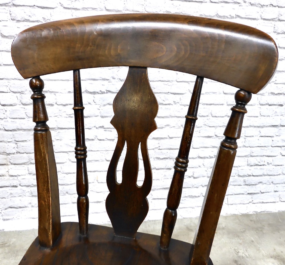 Set 4 Windsor Kitchen Dining Chairs View IV