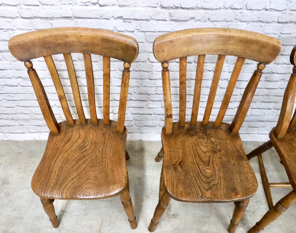 Windsor Lathback Kitchen Chair Set (4) View V