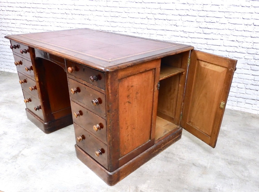 Pine Pedestal Desk View IV