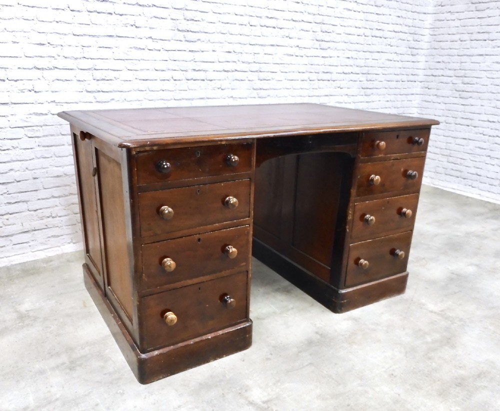 Pine Pedestal Desk View VII