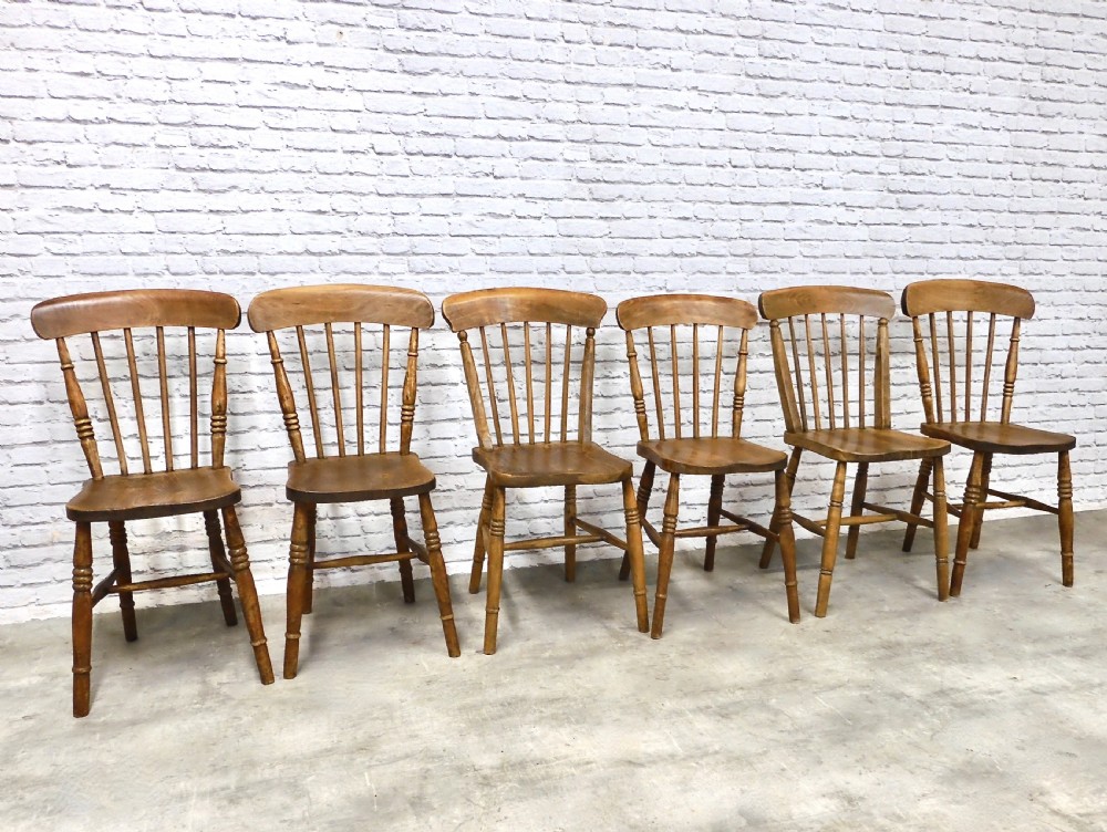 6x Windsor Country Kitchen Chairs View III