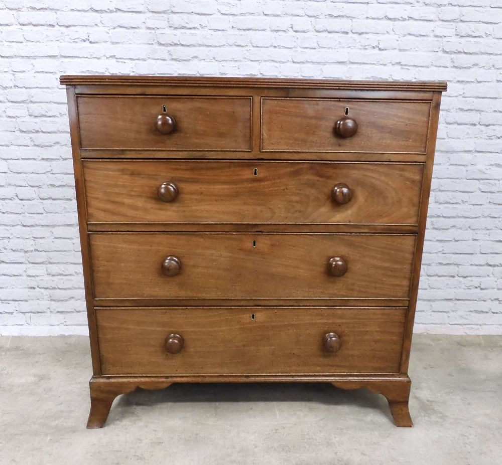 Mahogany Chest of Drawers