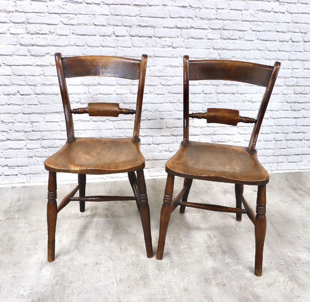 2x Farmhouse Windsor Kitchen Chairs
