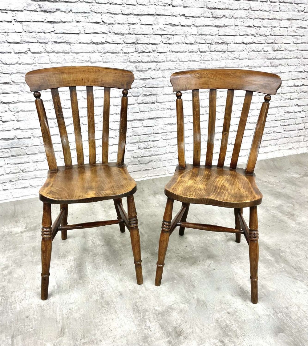 Matching Country Kitchen Windsor Chairs (2)
