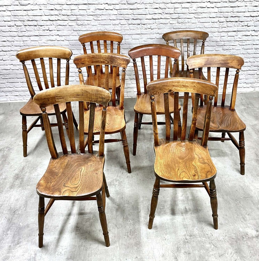 8x Windsor Lathback Country Kitchen Chairs