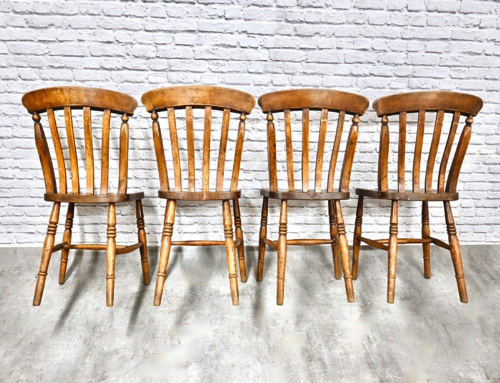 Set 4 Lathback Farmhouse Kitchen Chairs View IV
