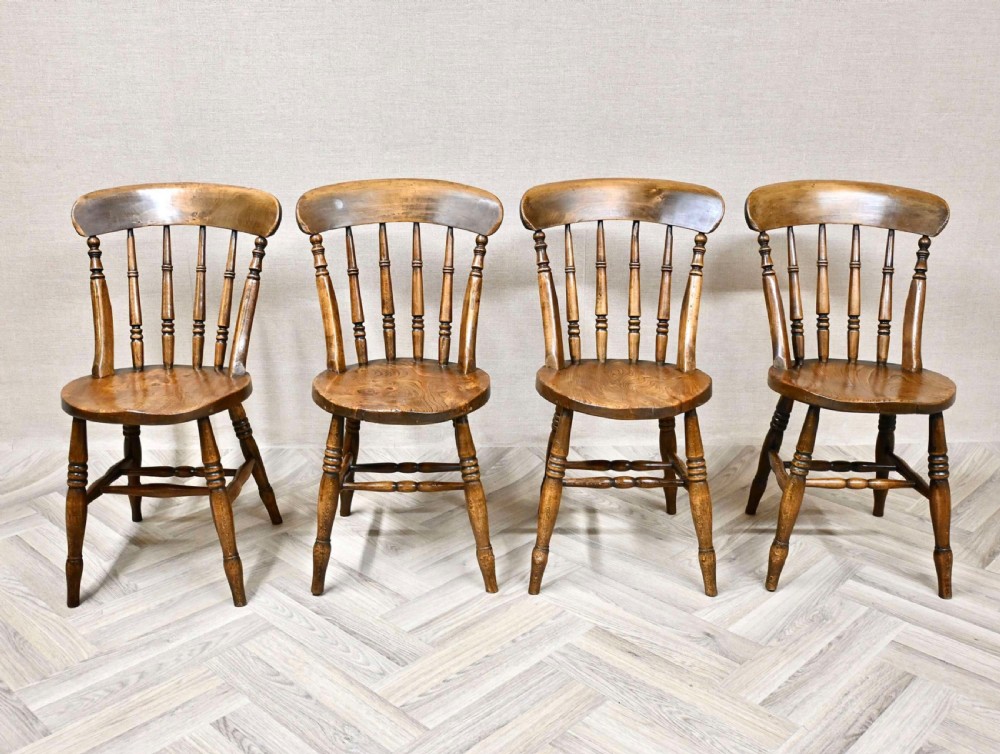 Set 4 Windsor penny Seat Kitchen Chairs View VI