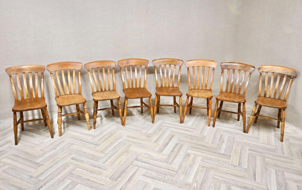 Set 8 Farmhouse Windsor Kitchen Chairs