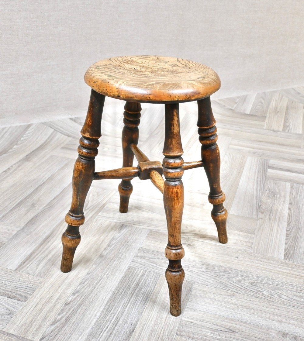 Quality C19th Windsor Stool