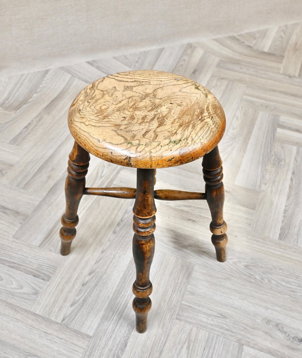 Quality C19th Windsor Stool View IV
