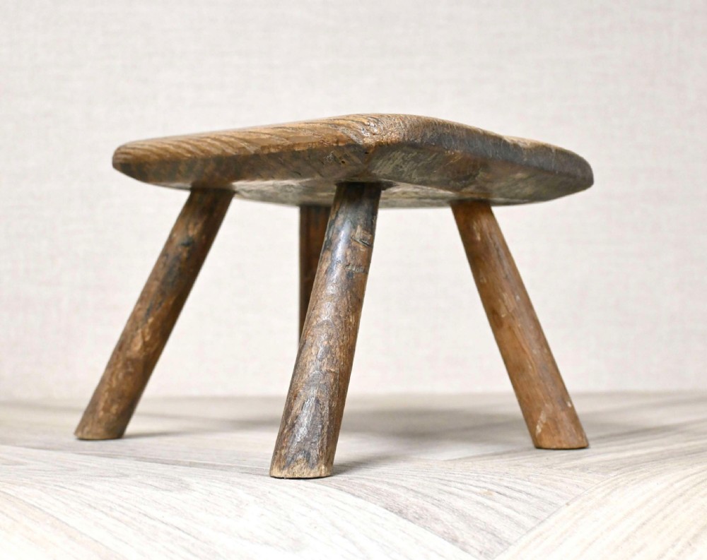 Early Hearth Stool