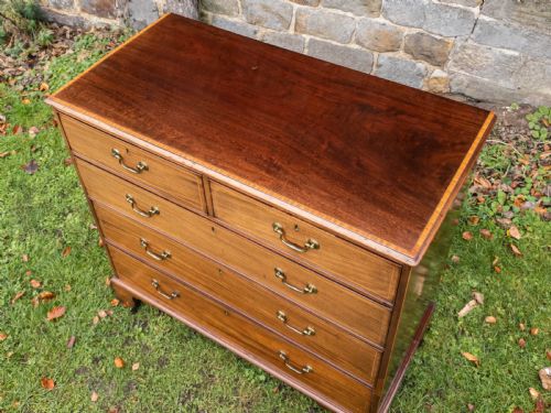 GEORGIAN MAHOGANY INLAID BANDED STRAIGHT FRONT 4 HEIGHT CHEST OF DRAWERS C1780 - ADDITIONAL PHOTO 6