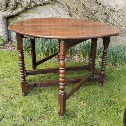 C17TH LATER SMALL OAK OVAL GATELEG COUNTRY DINING TABLE - ADDITIONAL PHOTO 10