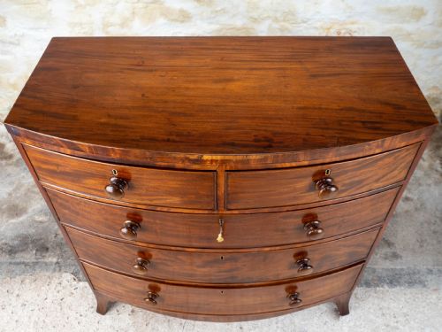 REGENCY MAHOGANY INLAID BOW FRONT CHEST OF DRAWERS - ADDITIONAL PHOTO 3