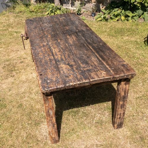 RECLAIMED TIMBER EARLY C20TH WORKBENCH VICE INDUSTRIAL TABLE - ADDITIONAL PHOTO 3