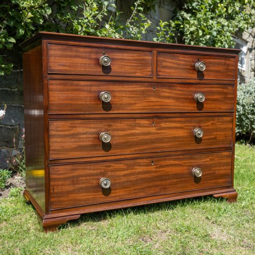 georgian mahogany chest of drawers with ogee feet c1800 - CATEGORY: ANTIQUE CHEST OF DRAWERS - DATED 1800