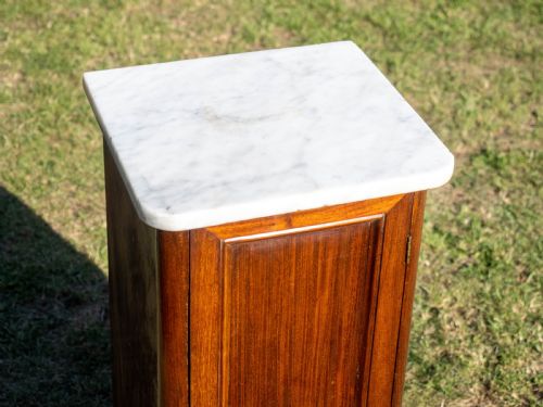 VICTORIAN MARBLE TOP WALNUT BEDSIDE CABINET POT CUPBOARD - ADDITIONAL PHOTO 4