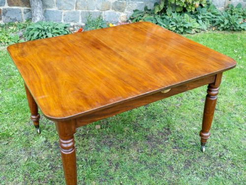 REGENCY SMALL MAHOGANY EXTENDING DINING TABLE - ADDITIONAL PHOTO 7