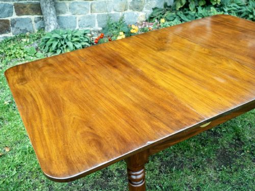 REGENCY SMALL MAHOGANY EXTENDING DINING TABLE - ADDITIONAL PHOTO 8