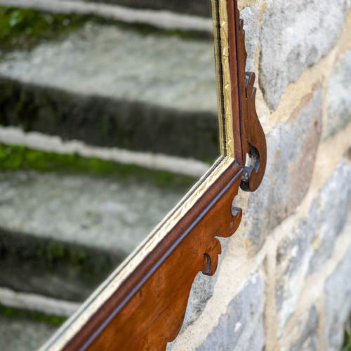 GEORGIAN MAHOGANY PARCEL GILT FRETWORK WALL MIRROR - ADDITIONAL PHOTO 5