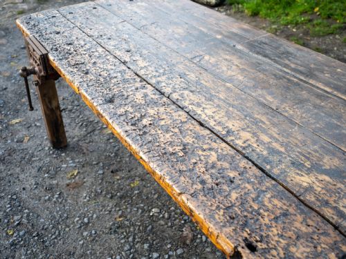 RECLAIMED TIMBER EARLY C20TH WORKBENCH INDUSTRIAL TABLE WITH VICE - ADDITIONAL PHOTO 3