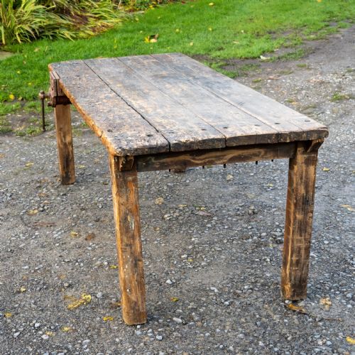 RECLAIMED TIMBER EARLY C20TH WORKBENCH INDUSTRIAL TABLE WITH VICE - ADDITIONAL PHOTO 7