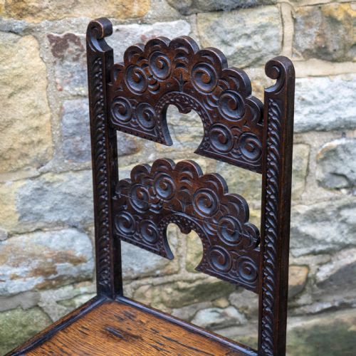 LATE C17TH OAK YORKSHIRE DERBYSHIRE CARVED CHAIR JACOBEAN CAROLEAN - ADDITIONAL PHOTO 1