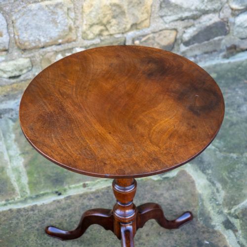 GEORGE III MAHOGANY SMALL SIDE OR WINE FLIPTOP TRIPOD TABLE - ADDITIONAL PHOTO 5