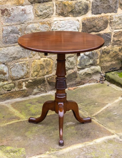 georgian mahogany tilt top tripod supper table george iii - CATEGORY: ANTIQUE TABLES - DATED 18TH CENTURY
