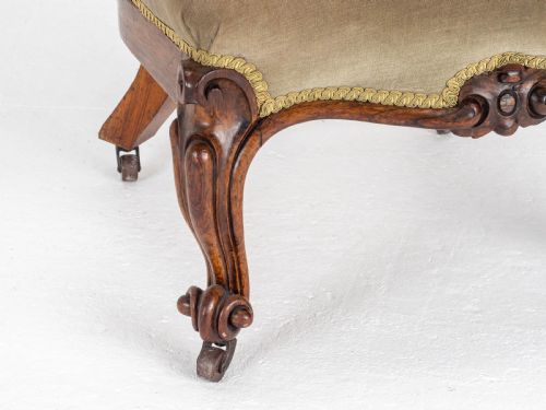 VICTORIAN ROSEWOOD UPHOLSTERED NURSINGBEDROOM CHAIR C1860 - ADDITIONAL PHOTO 4