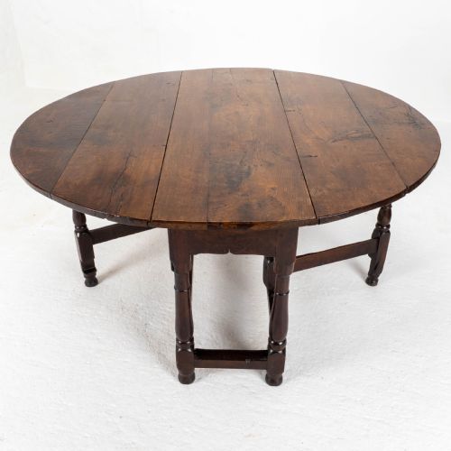 early c18th george i oak gateleg country dining table - CATEGORY: ANTIQUE TABLES - DATED 18TH CENTURY