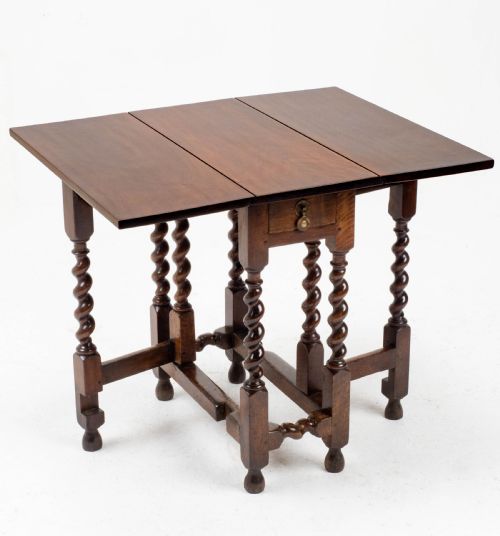 queen anne red walnut small barleytwist gateleg drop leaf side table - CATEGORY: ANTIQUE TABLES - DATED 18TH CENTURY