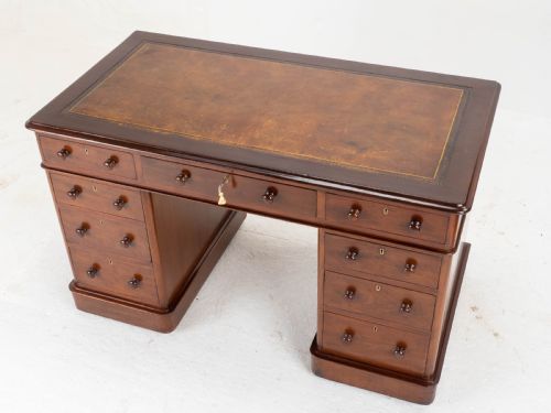 VICTORIAN MAHOGANY PEDESTAL DESK WITH LEATHER SKIVER - ADDITIONAL PHOTO 7
