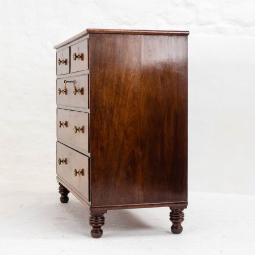 GEORGIAN STRAIGHT FRONT MAHOGANY CHEST OF DRAWERS IN THE MANNER OF GILLOWS C1810 - ADDITIONAL PHOTO 7