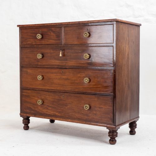GEORGIAN STRAIGHT FRONT MAHOGANY CHEST OF DRAWERS IN THE MANNER OF GILLOWS C1810 - ADDITIONAL PHOTO 8