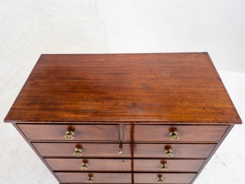 GEORGIAN STRAIGHT FRONT MAHOGANY CHEST OF DRAWERS IN THE MANNER OF GILLOWS C1810 - ADDITIONAL PHOTO 14