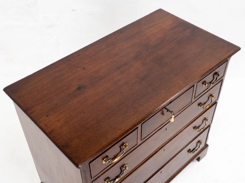 GEORGE III MAHOGANY STRAIGHT FRONT CHEST OF DRAWERS GEORGIAN - ADDITIONAL PHOTO 9